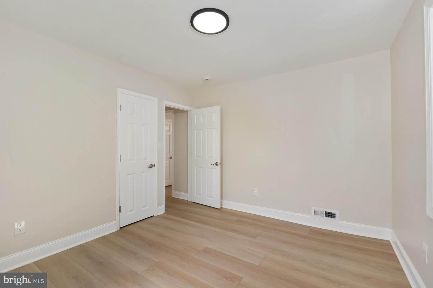 2909 Louisiana Avenue photo 19