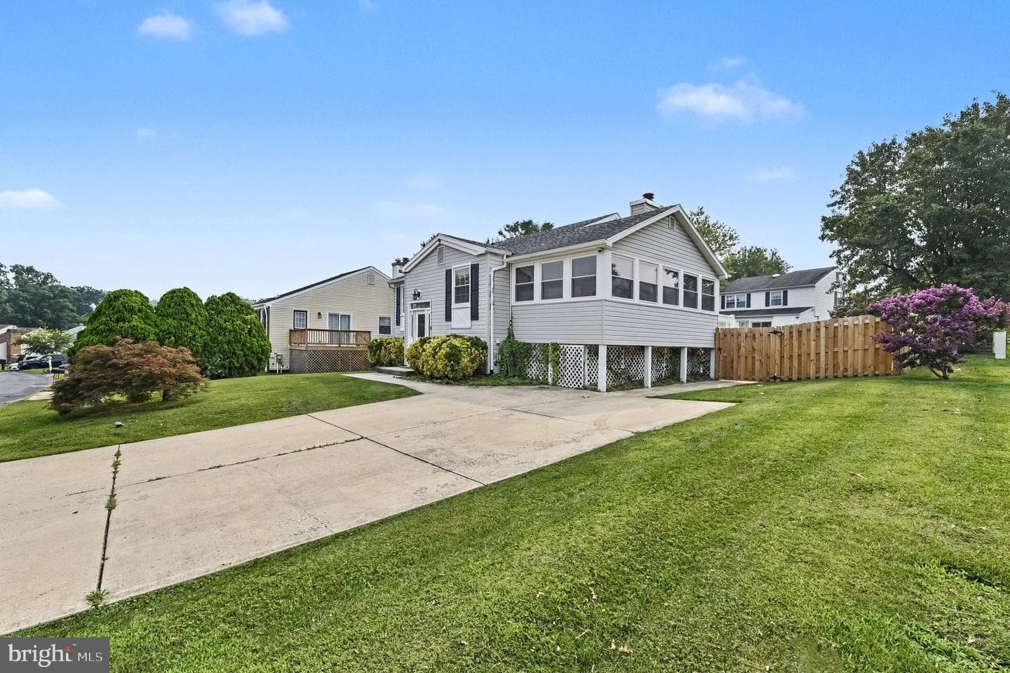 5427 Balistan Road photo 4