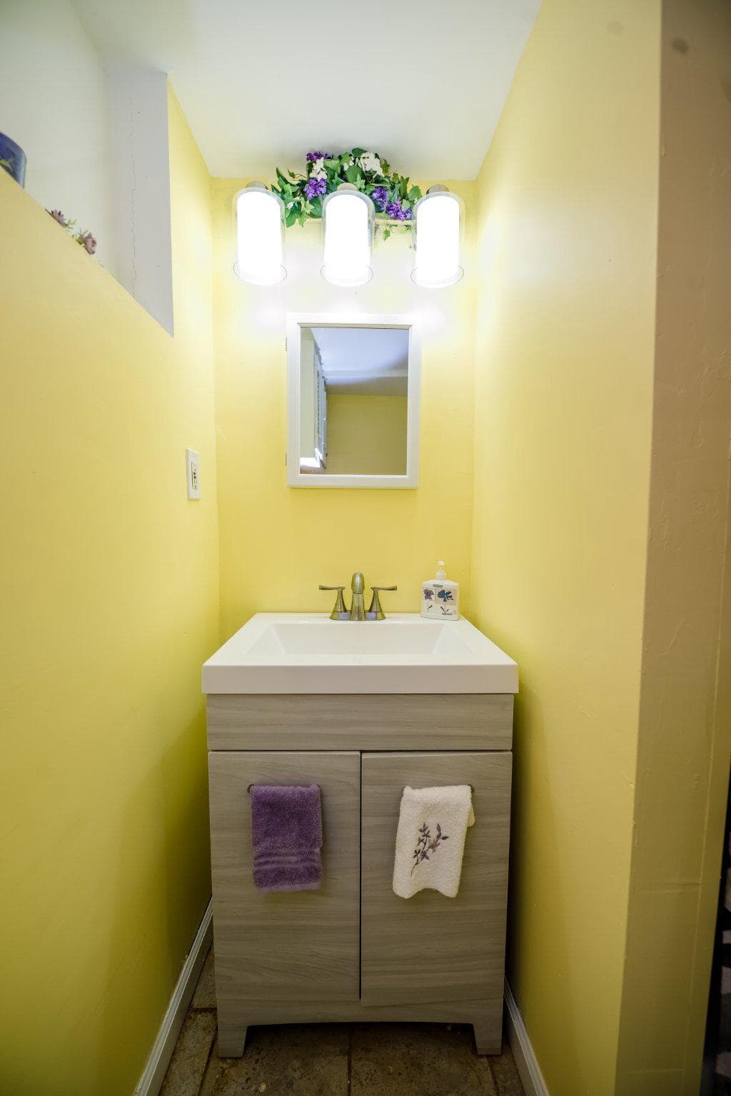 218 Endsleigh Avenue photo 32