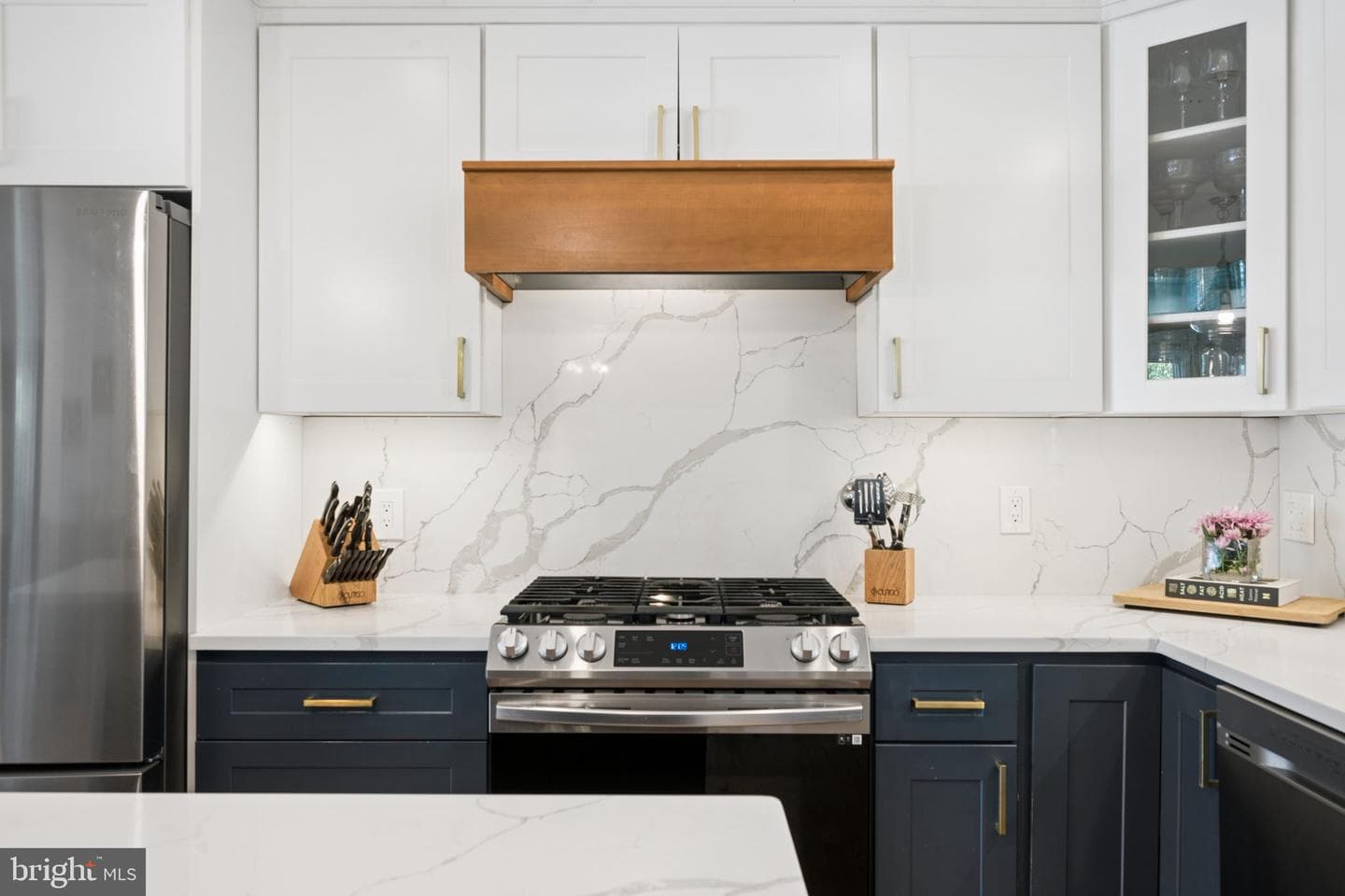 2015 Devere Lane photo 11