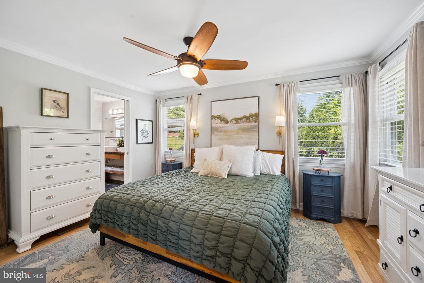 2015 Devere Lane photo 31