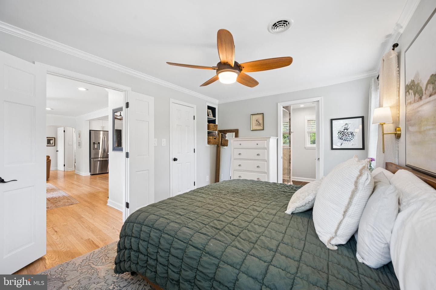 2015 Devere Lane photo 32