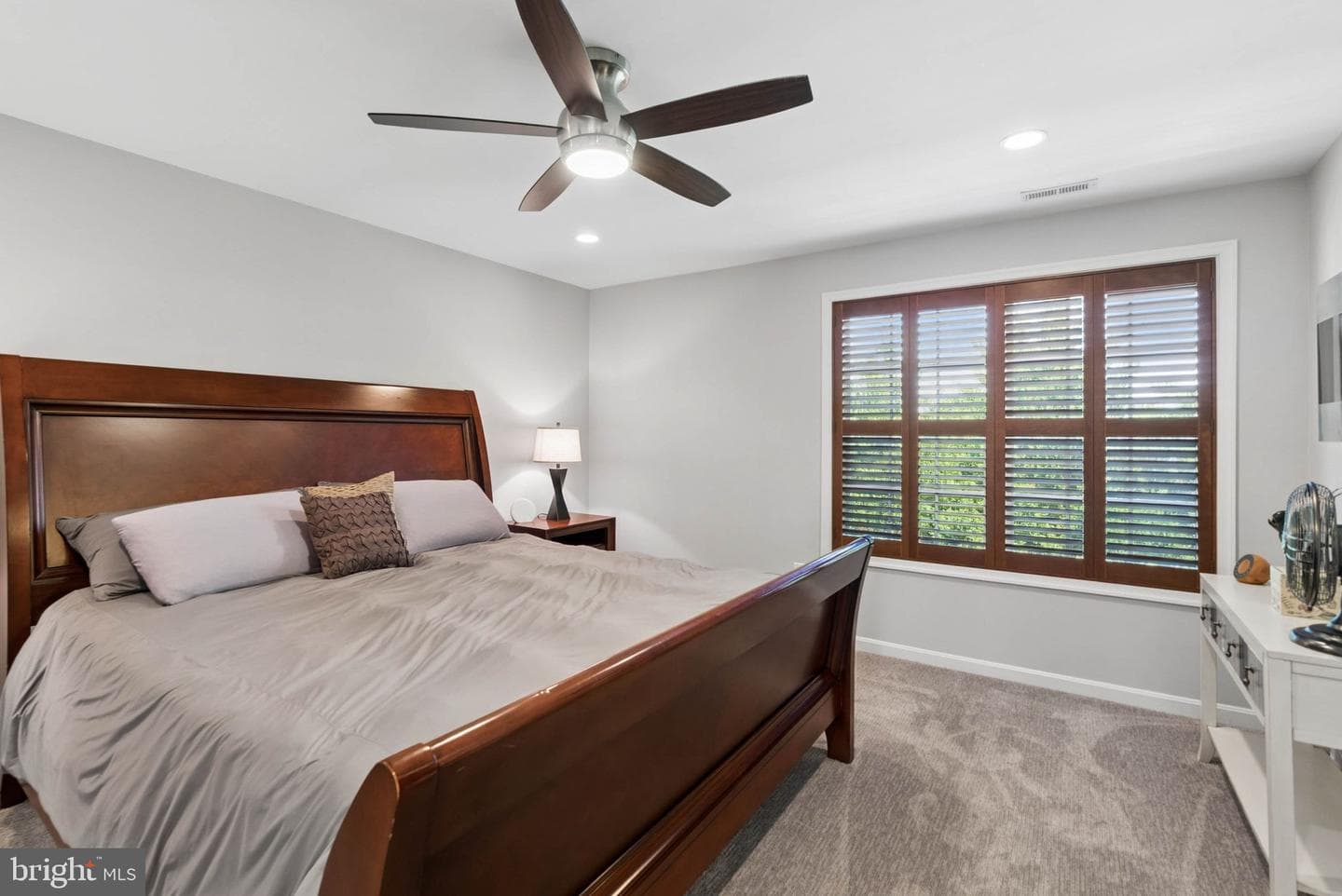 6 Kirkwyn Court photo 16