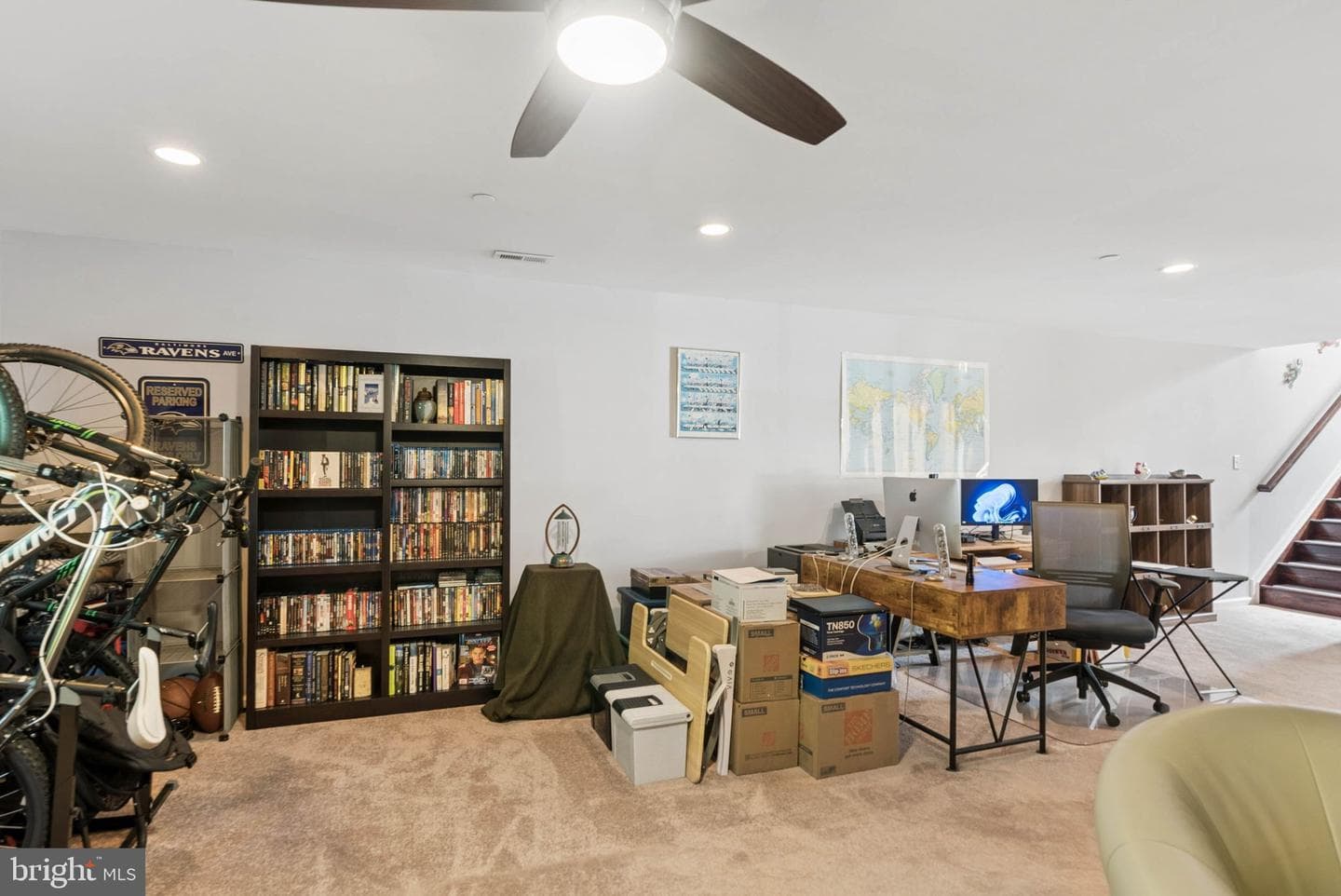 6 Kirkwyn Court photo 35