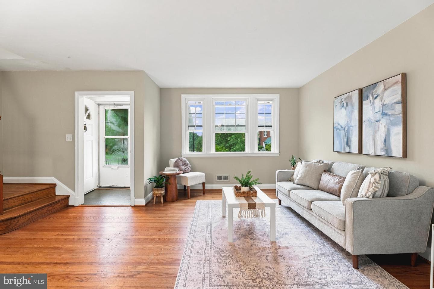 6471 Blenheim Road photo 4