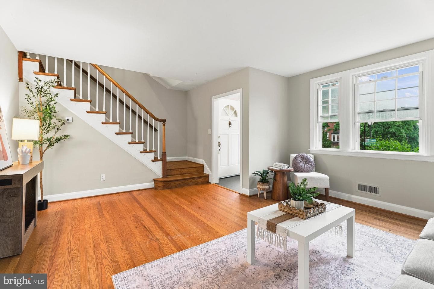 6471 Blenheim Road photo 7