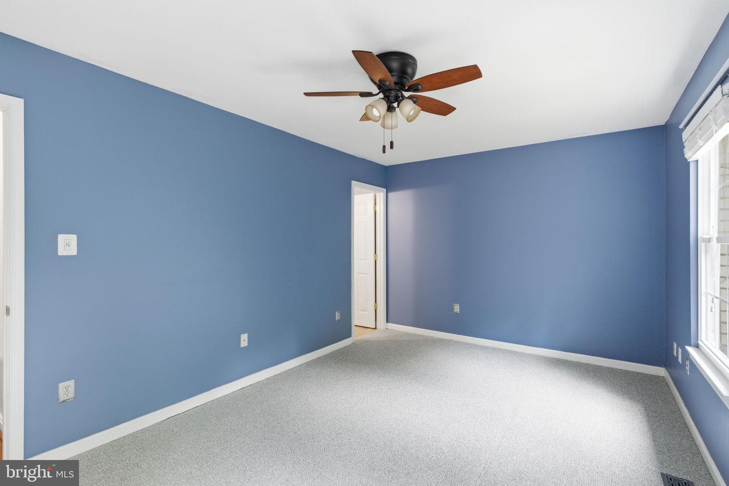 9438 Kilbride Court photo 13