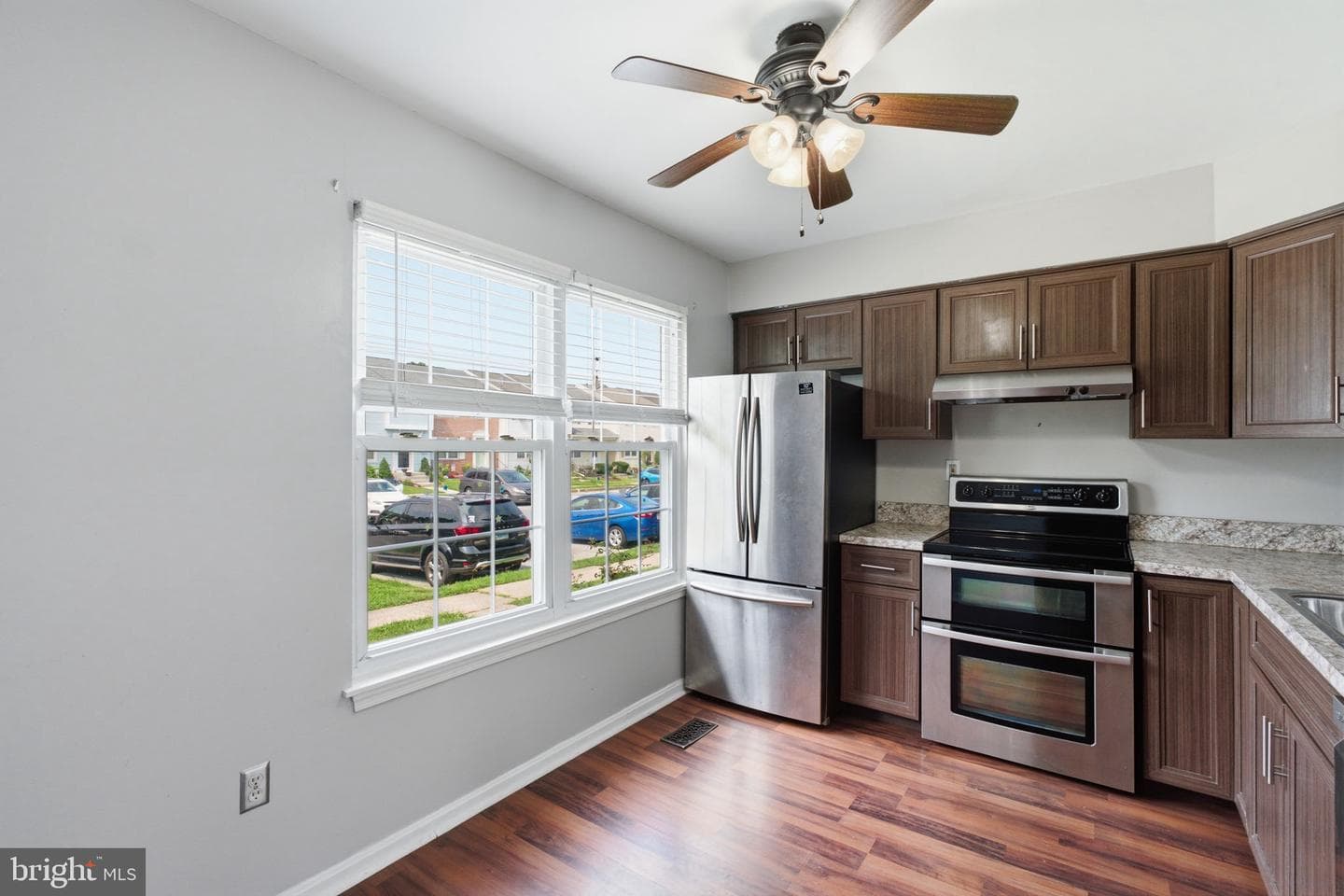 9438 Kilbride Court photo 7