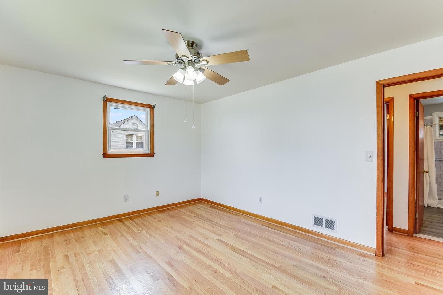 1528 Neighbors Avenue photo 18