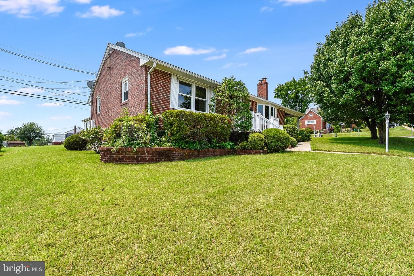 1528 Neighbors Avenue photo 32