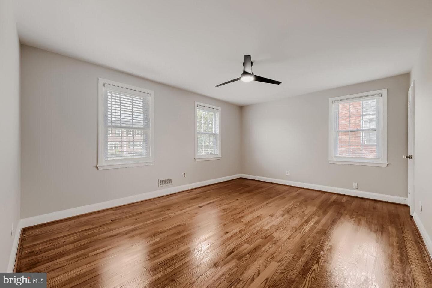 1529 Doxbury Road photo 15