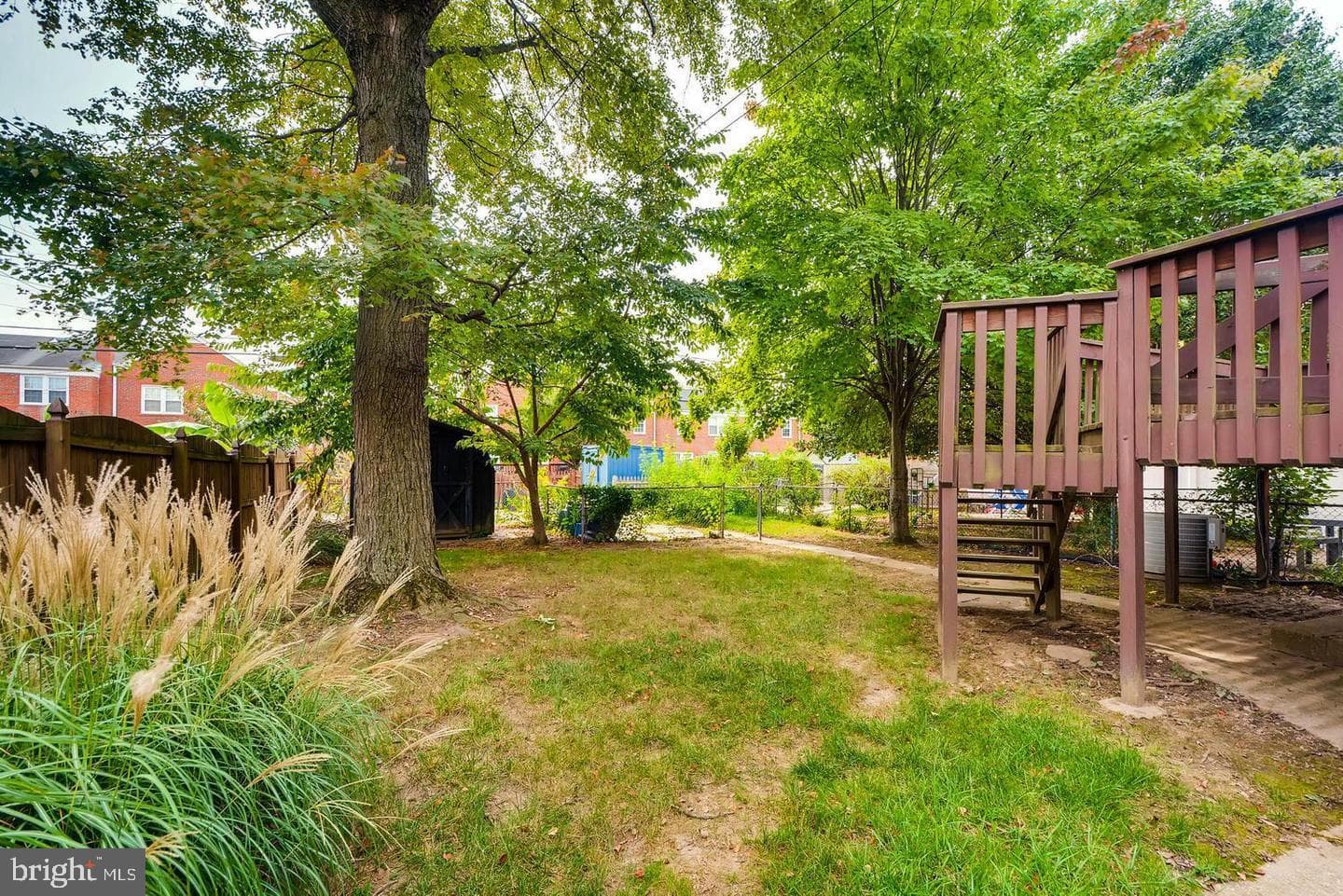 1529 Doxbury Road photo 3