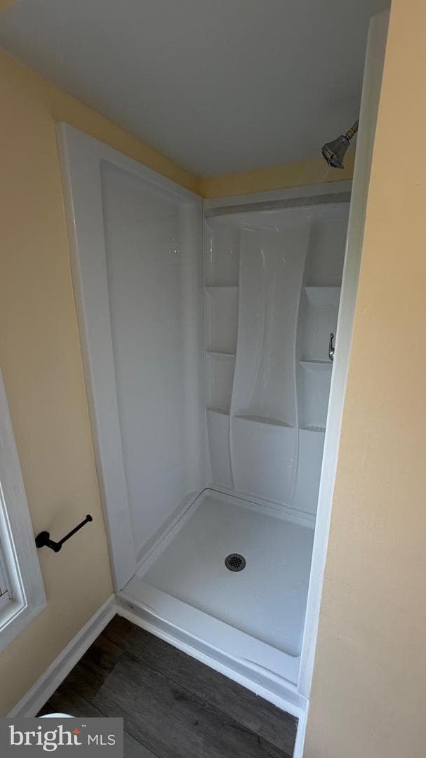 2317 Waters photo 3