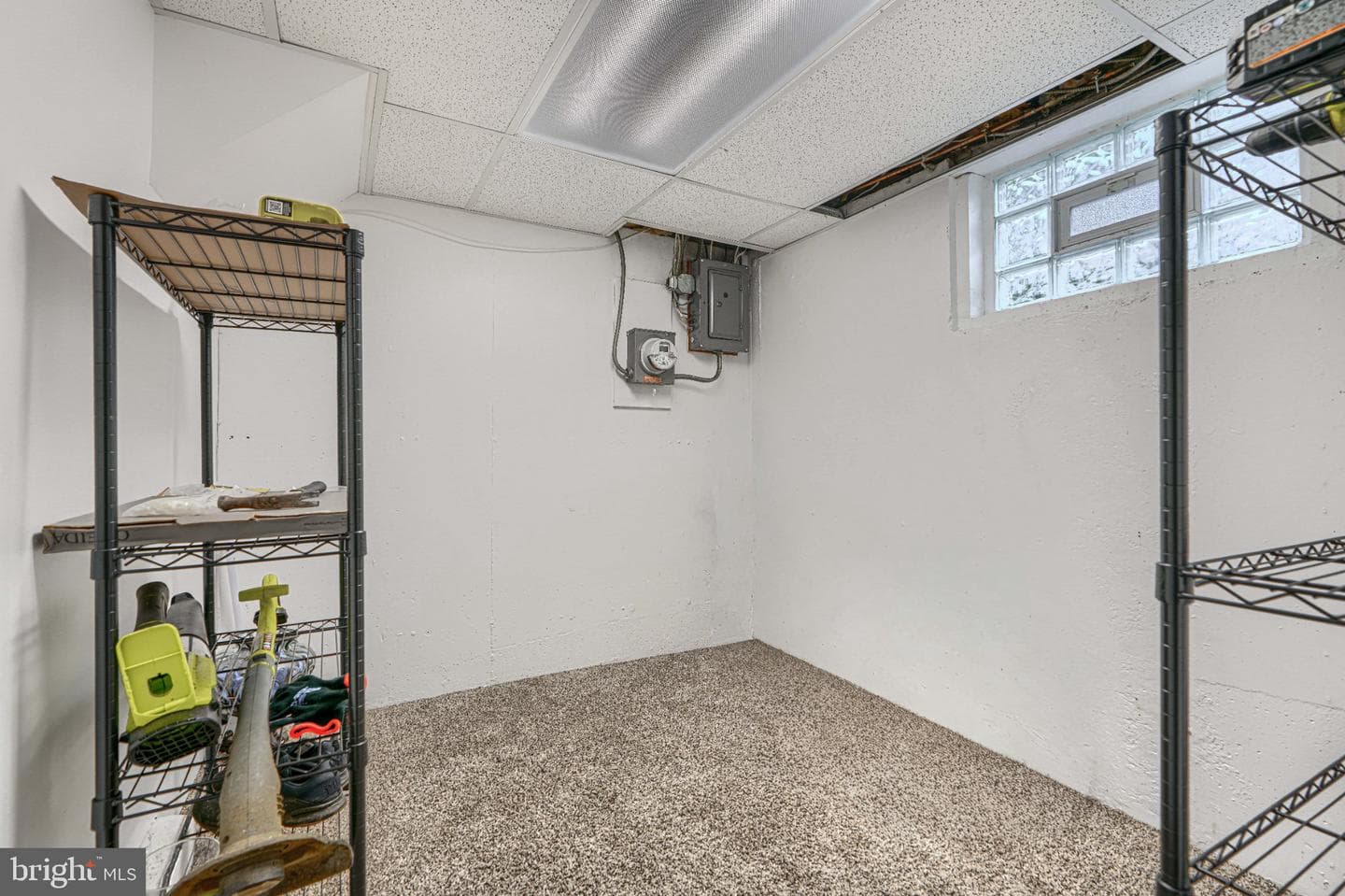 2511 Windsor Road photo 30