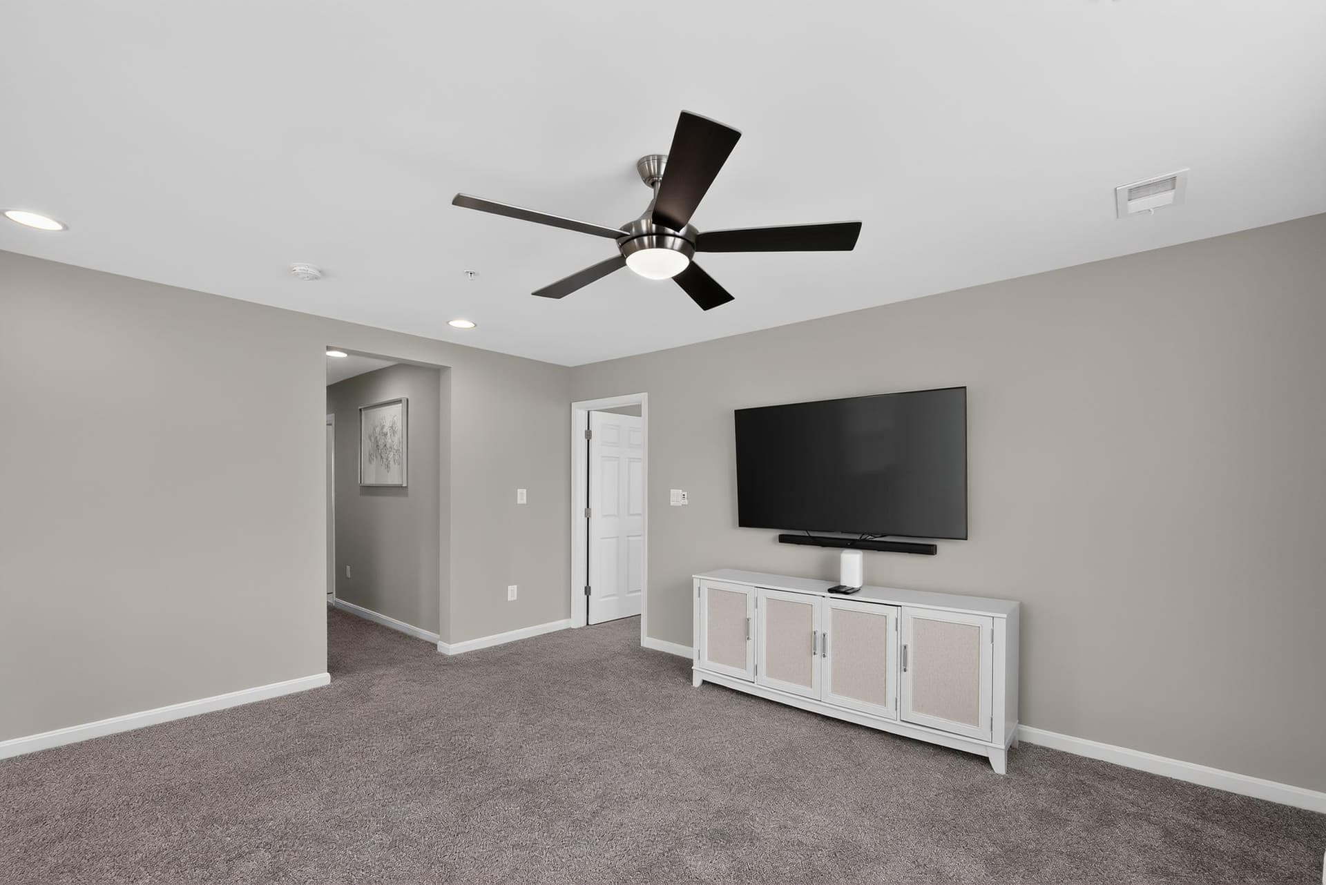 409 Crystal Downs Court photo 23