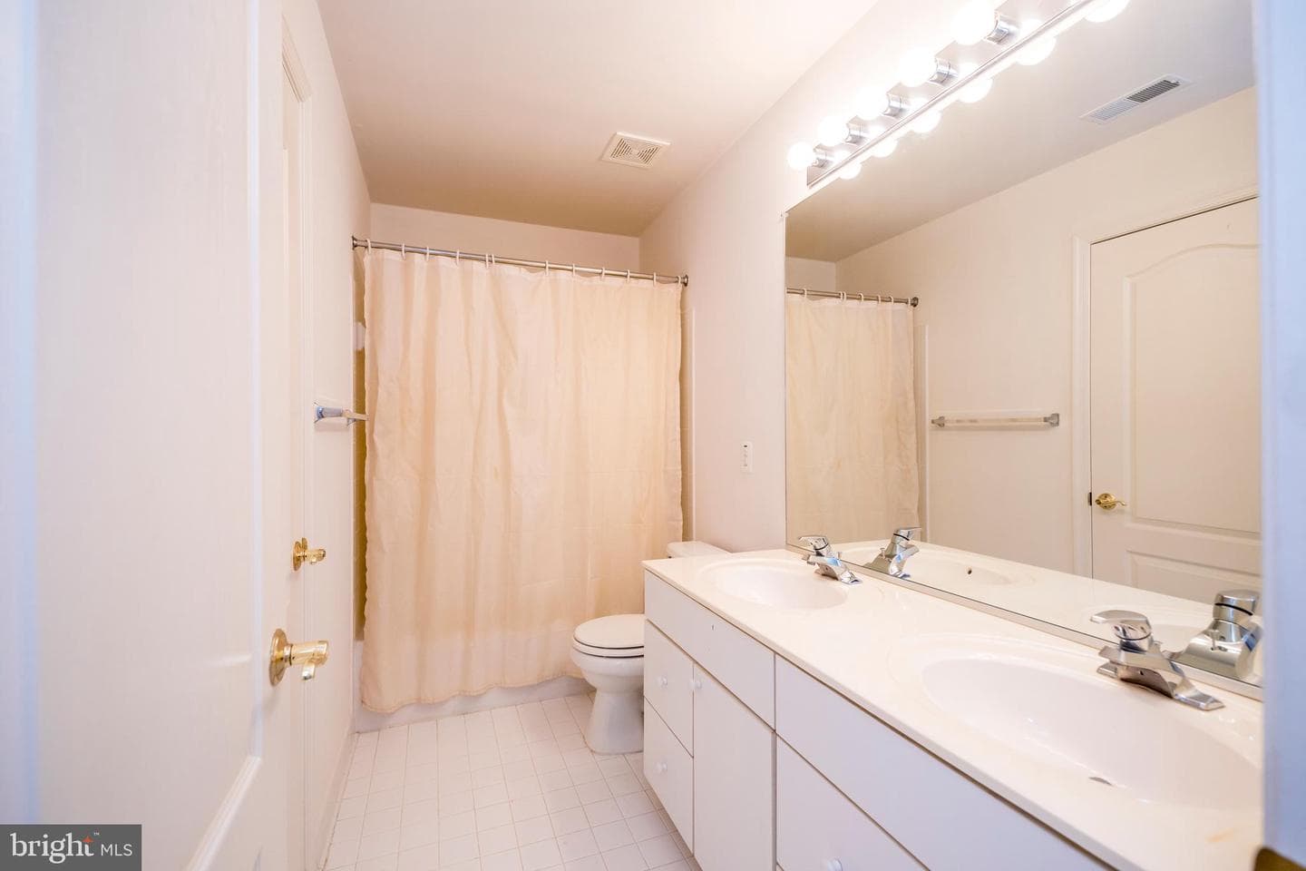 10504 Willow Vista Way photo 37