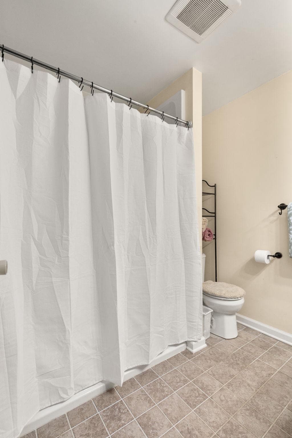 83 Eastford Court #11-83 photo 15