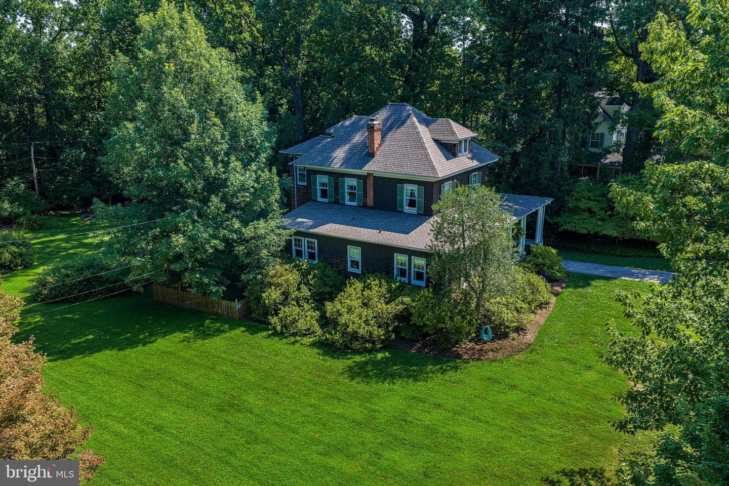 1014 Windsor Road photo 41
