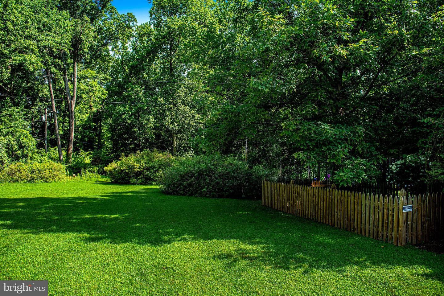 1014 Windsor Road photo 42
