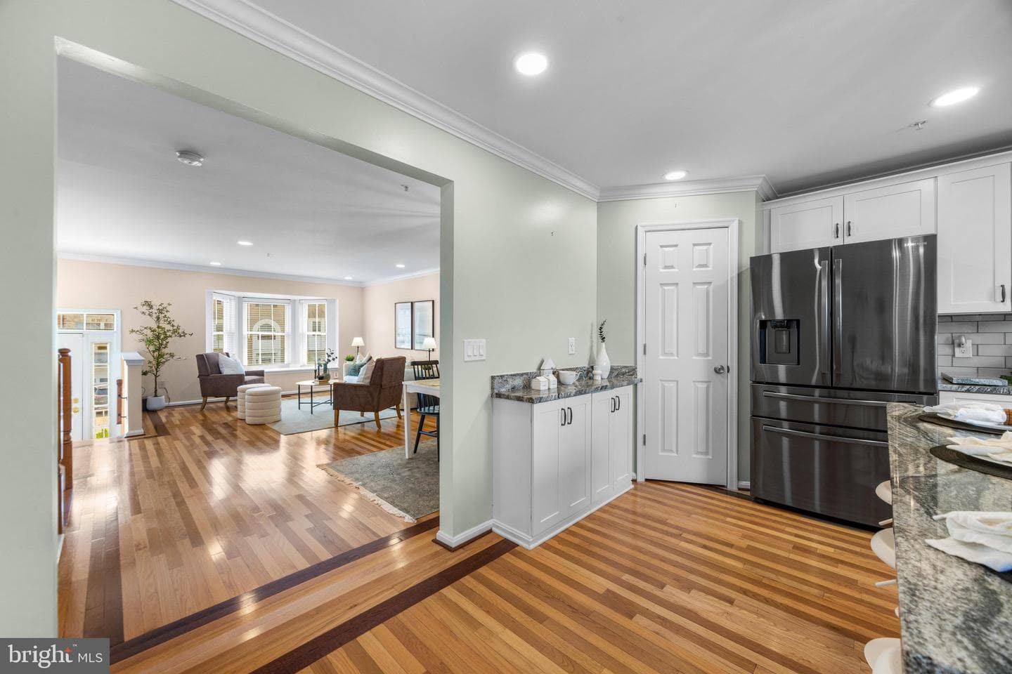 9406 Georgian Way photo 15