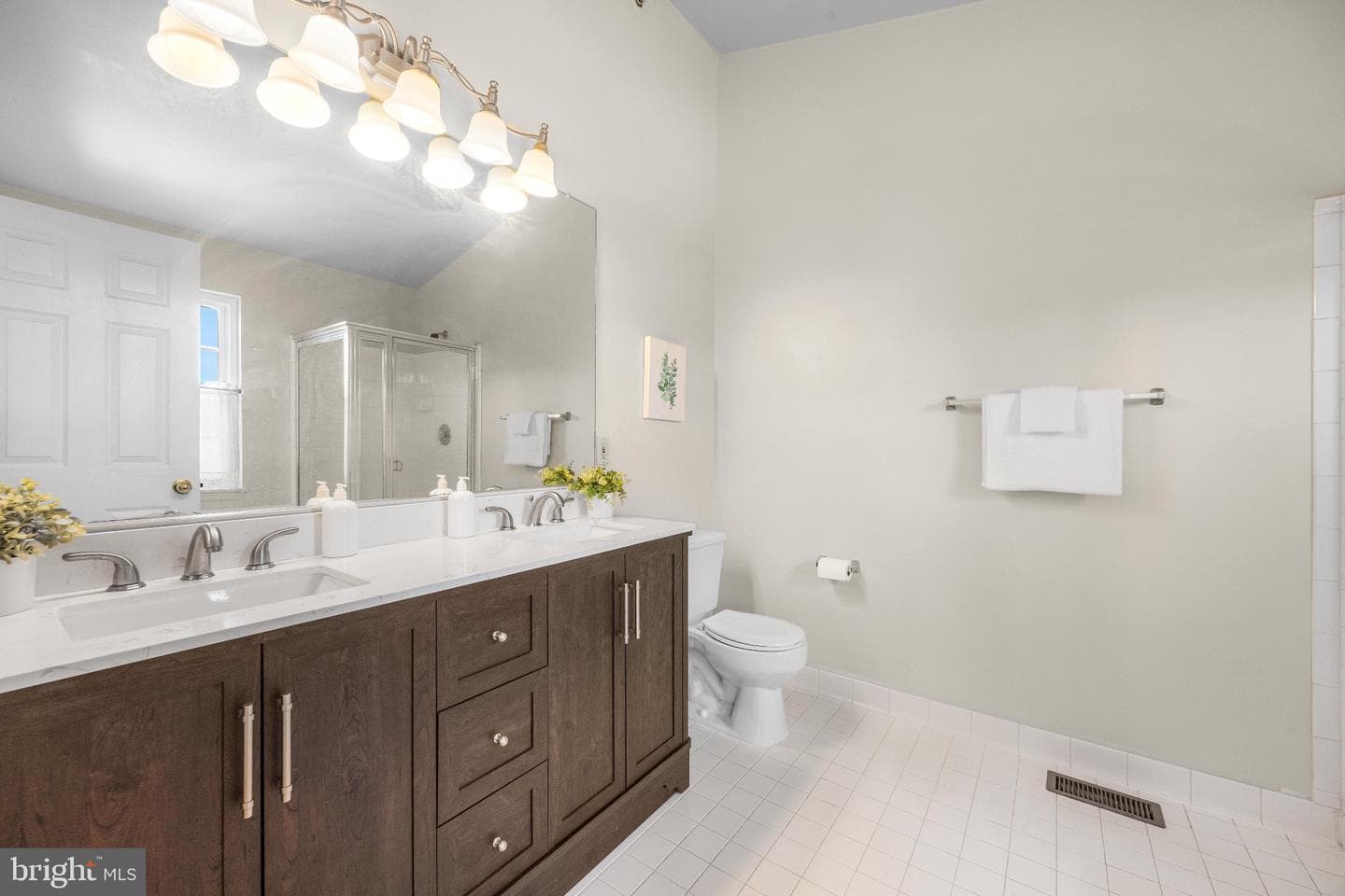 9406 Georgian Way photo 21