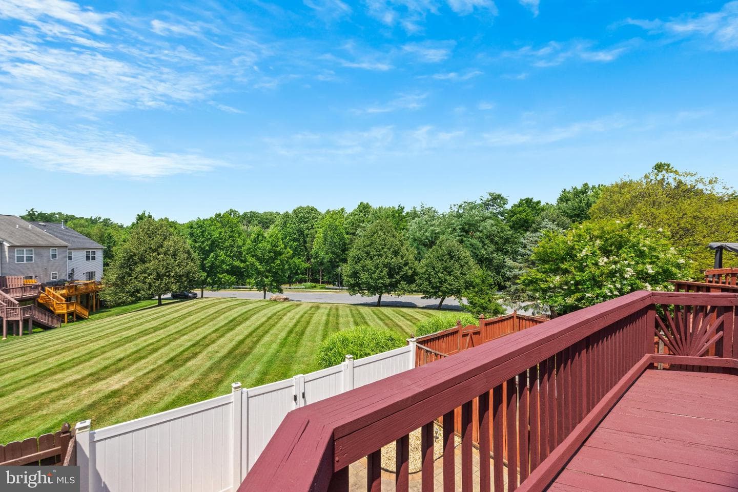 9406 Georgian Way photo 36