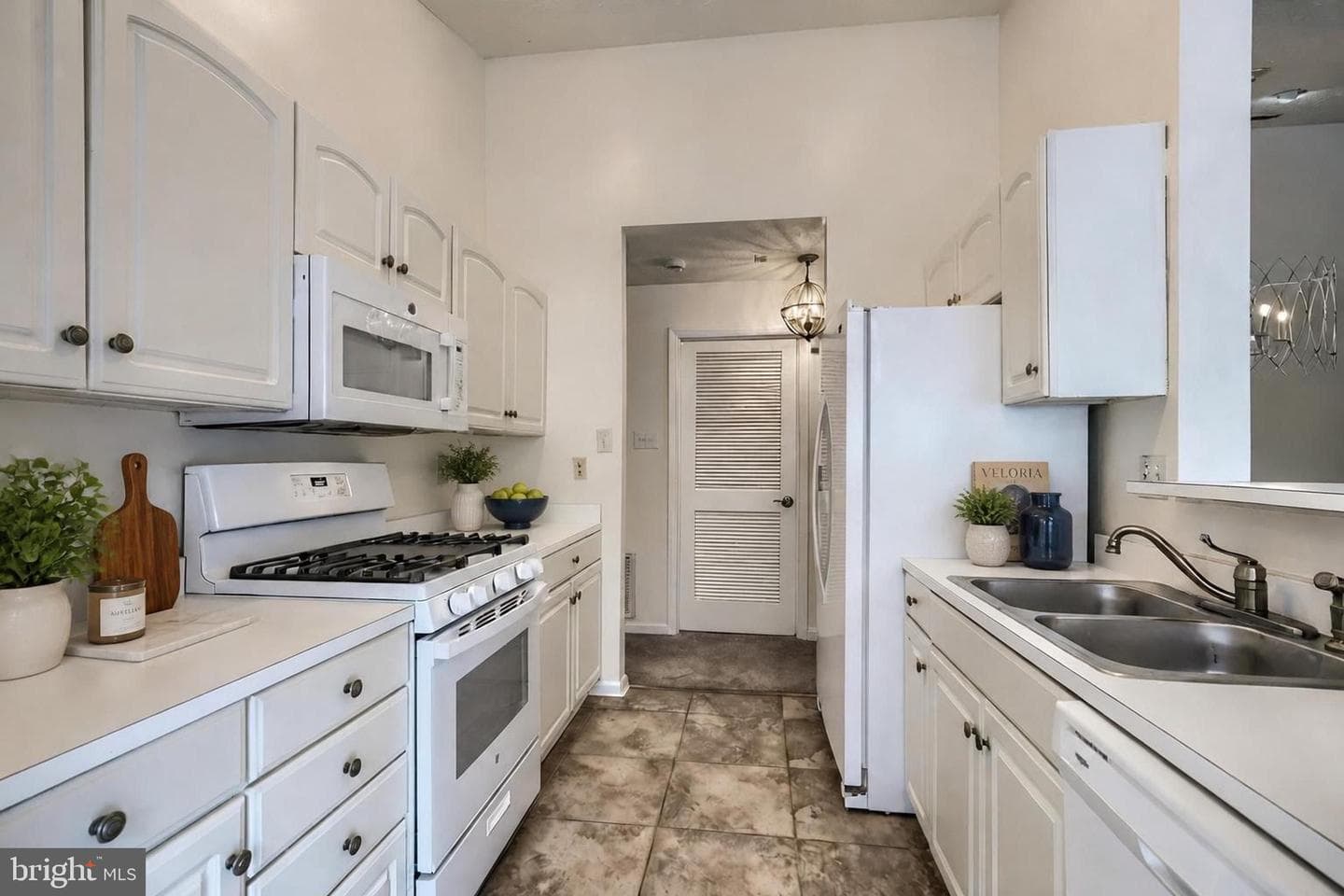 8235 Poplar Mill #8235 photo 14