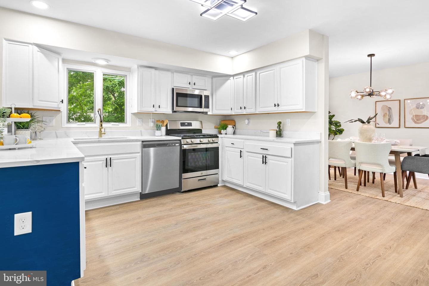 446 Doe Meadow Drive photo 8
