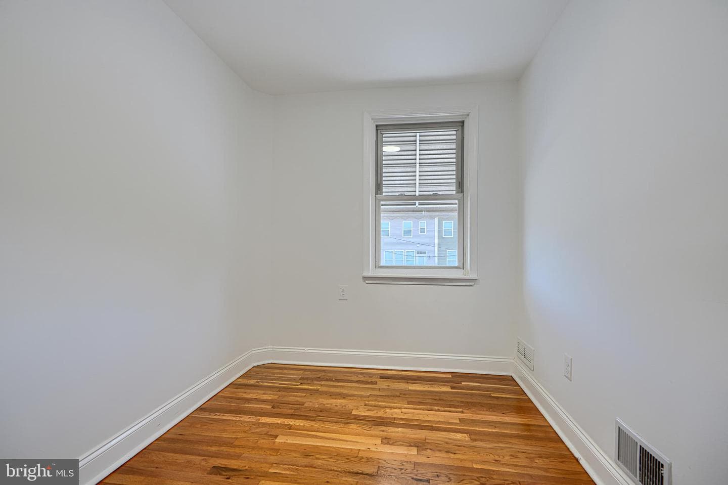 5 Cardinal Road photo 21