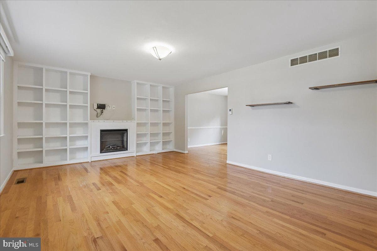 535 Dunkirk Road photo 3