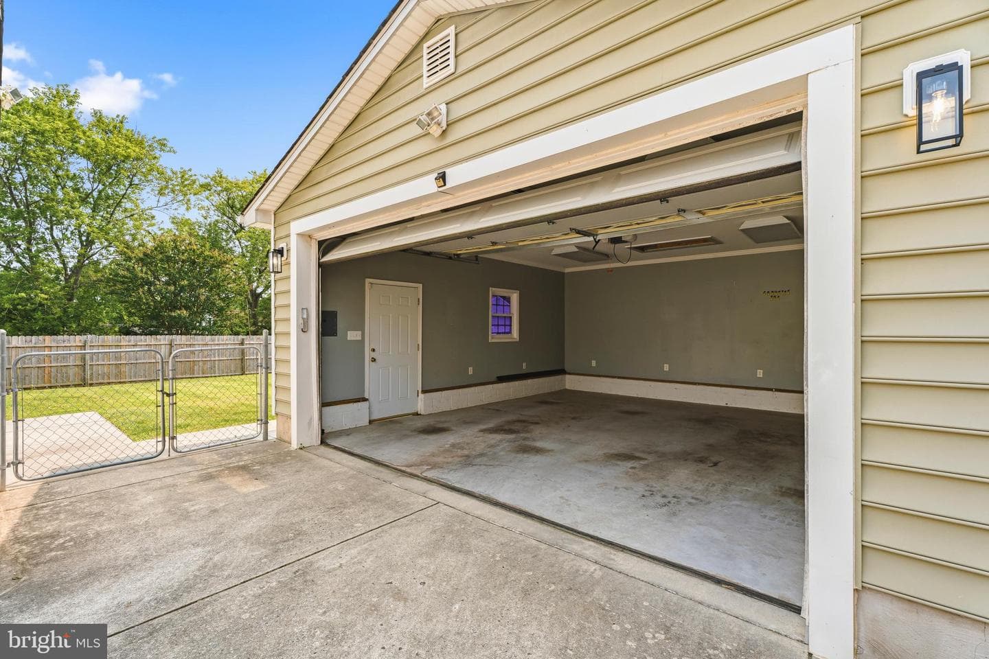 530 Holly Hunt Road photo 4