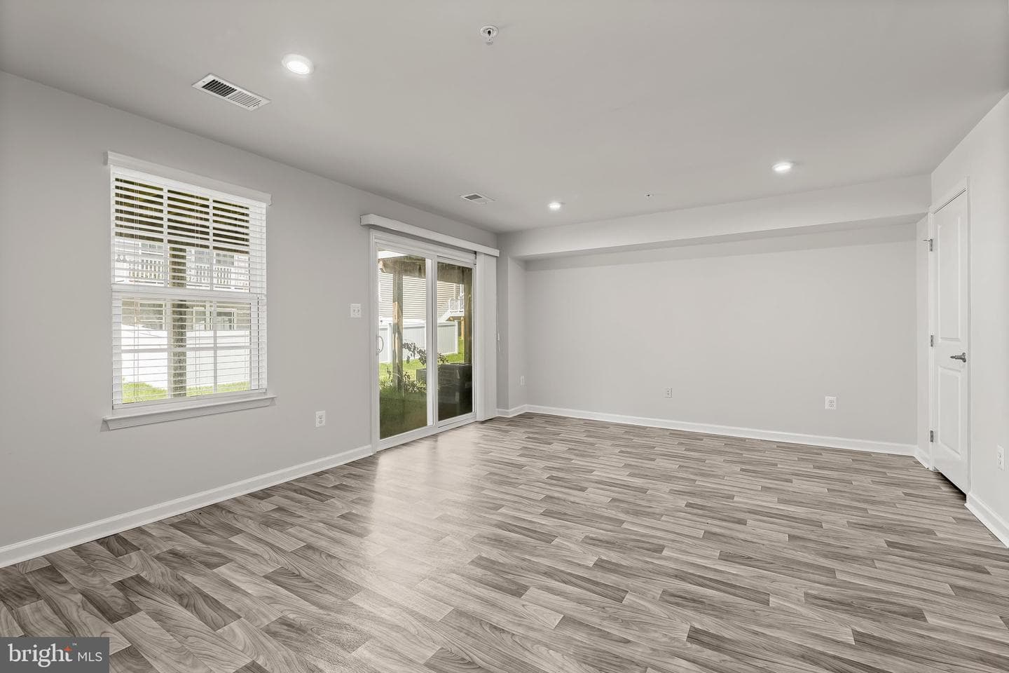 4926 Arborgate Circle photo 12