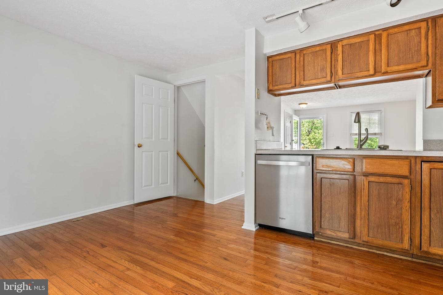 47 Shrewsbury Court photo 14