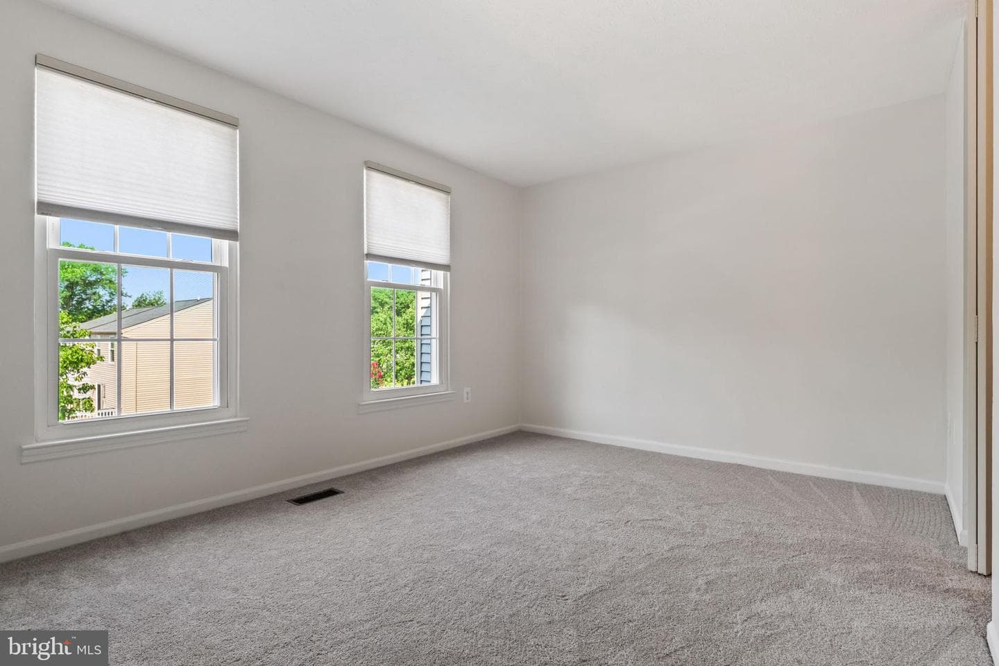 47 Shrewsbury Court photo 16