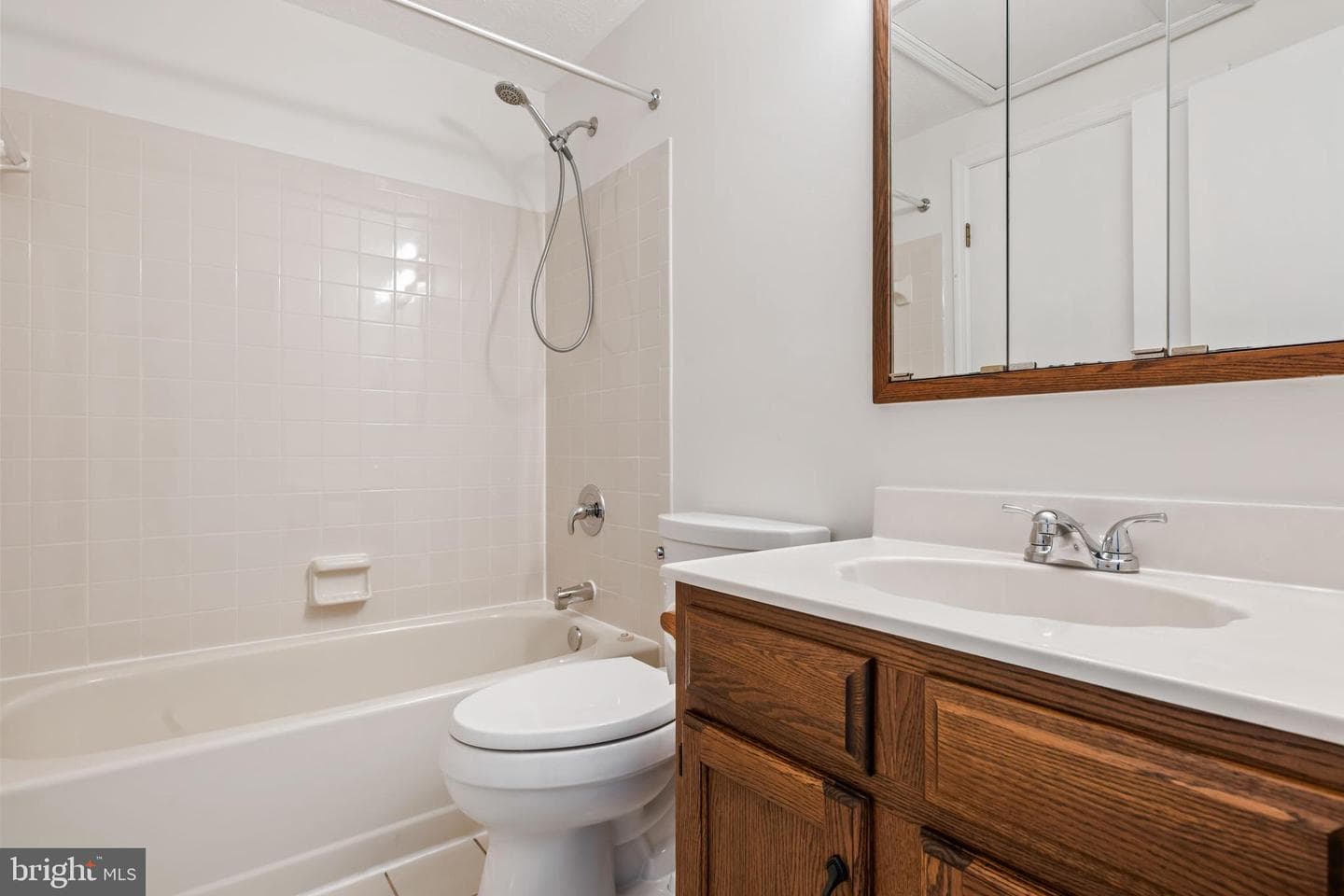 47 Shrewsbury Court photo 22