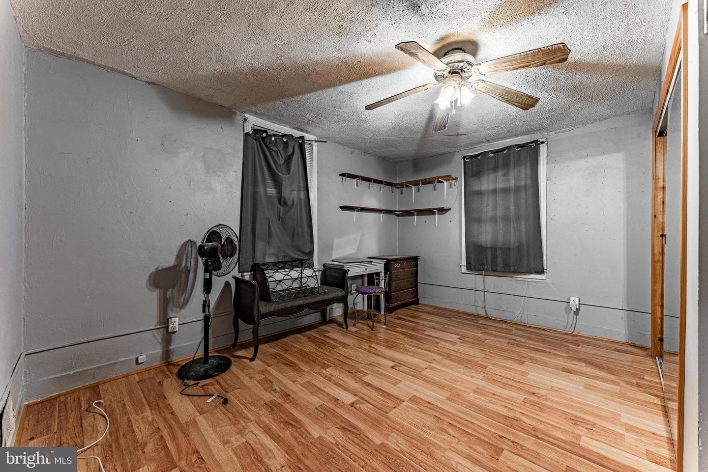 216 Riverview Avenue photo 12
