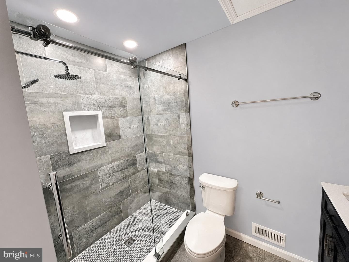 1 Alston Road photo 27
