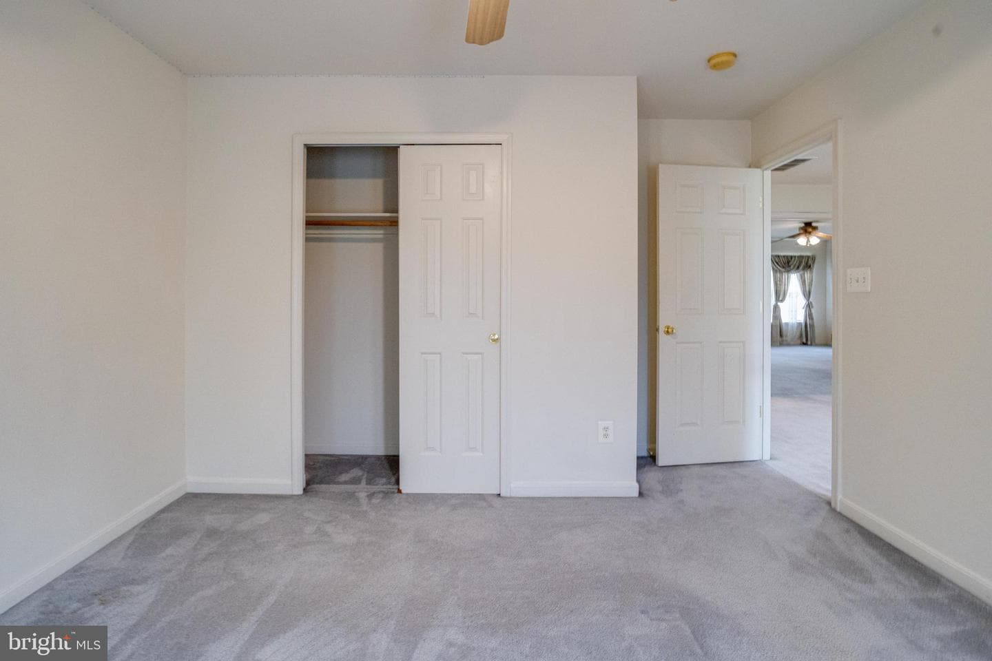 221 Seamaster Road photo 51