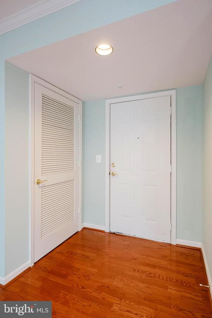 620 Straffan Drive #302 photo 4