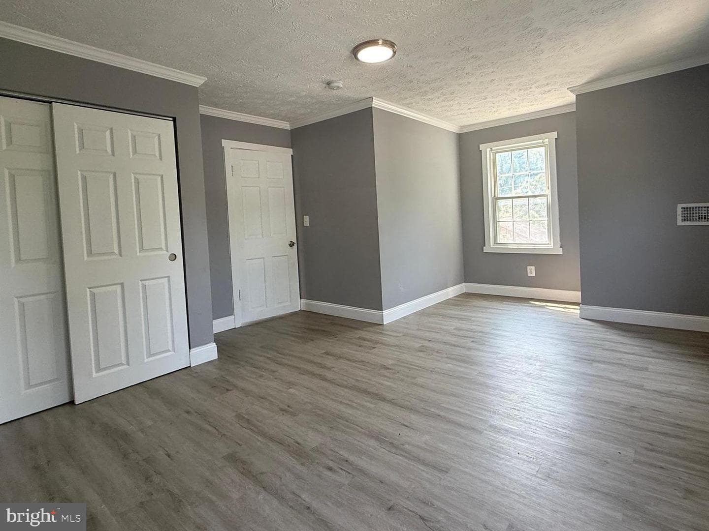 7875 Oakdale Avenue photo 24