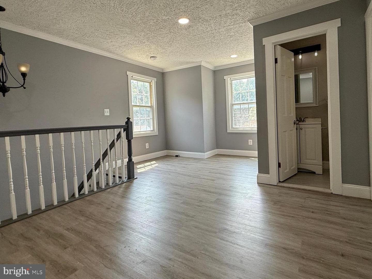 7875 Oakdale Avenue photo 26