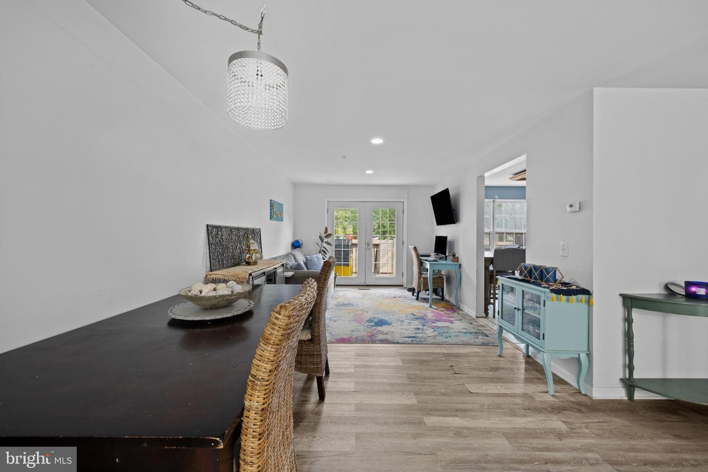 9523 Georgian Way photo 11