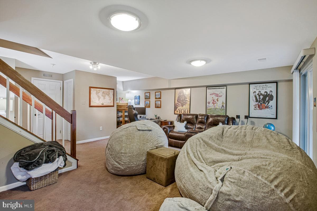 8006 Green Valley Lane photo 27