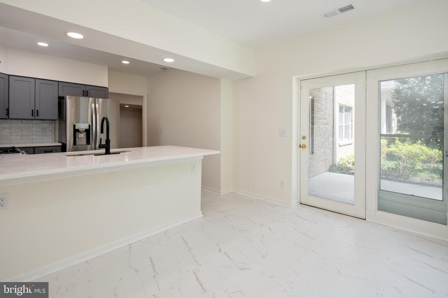 200 Belmont Forest Court #101 photo 14
