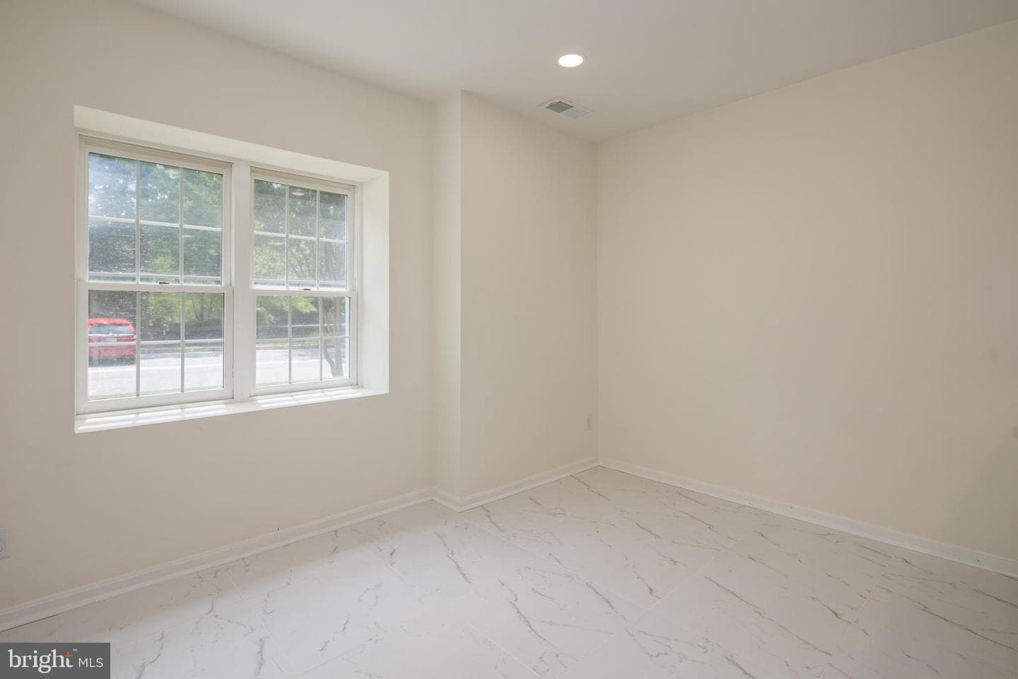 200 Belmont Forest Court #101 photo 15
