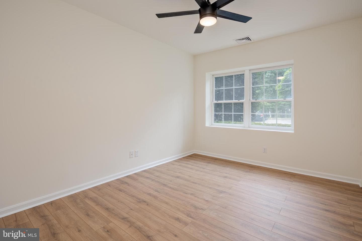 200 Belmont Forest Court #101 photo 25