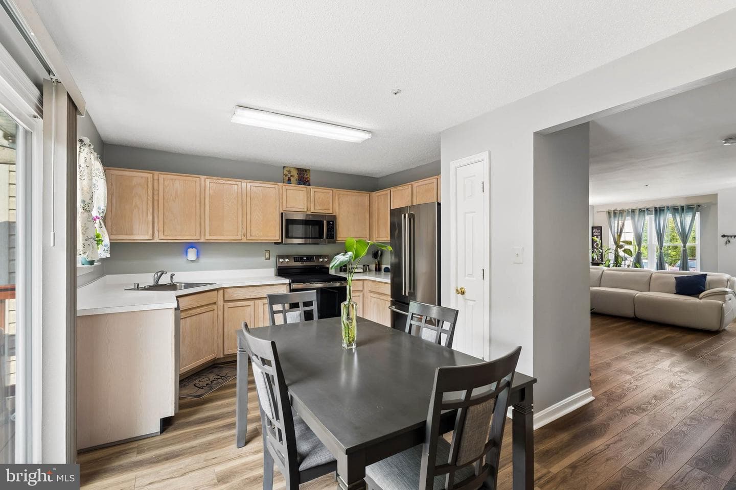 2428 Golders Green Court #2428 photo 18