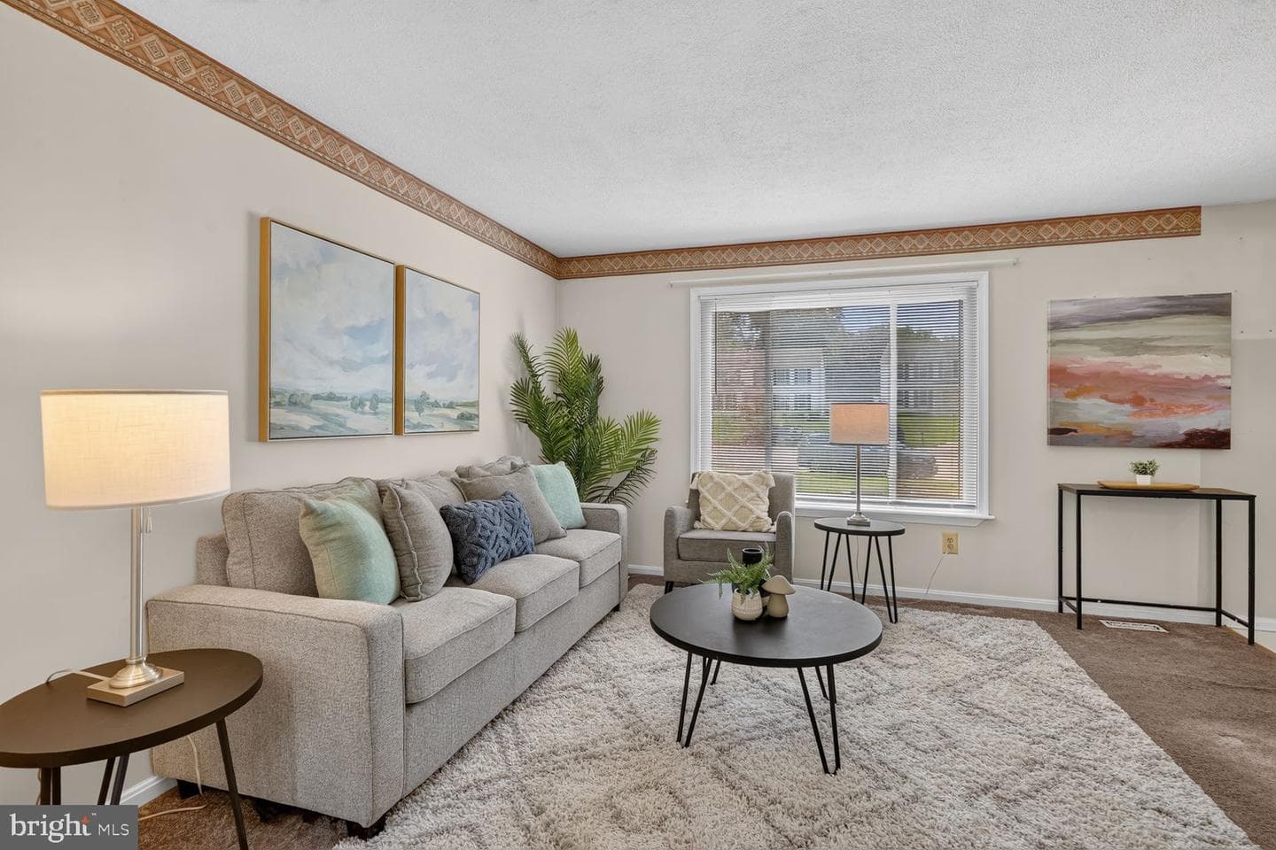 4225 Hanwell Road photo 3