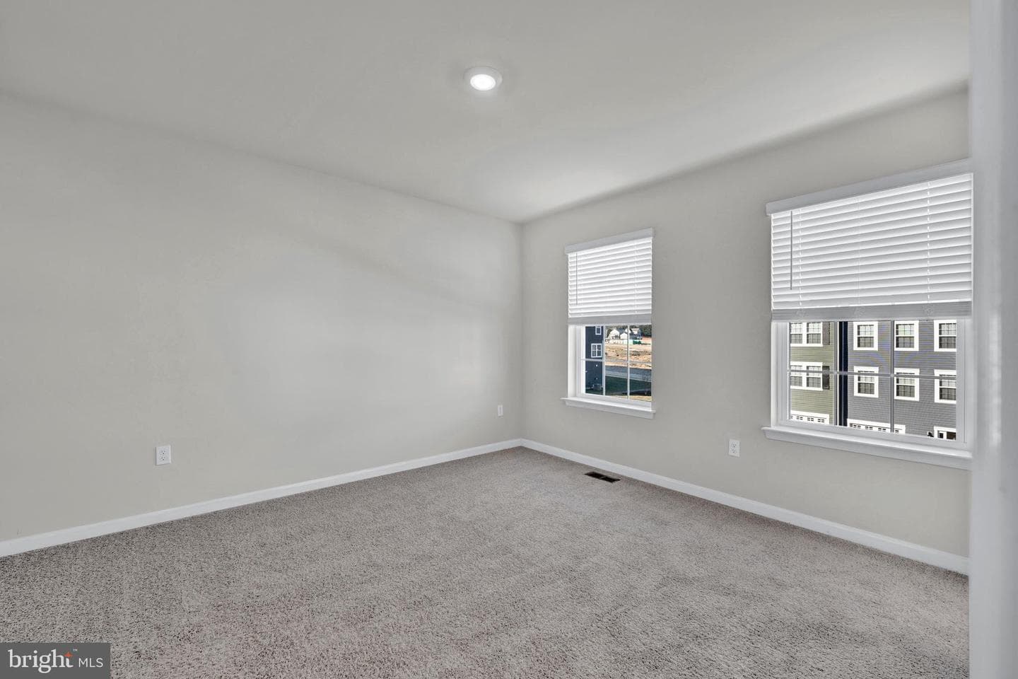 12 Merion Avenue photo 17