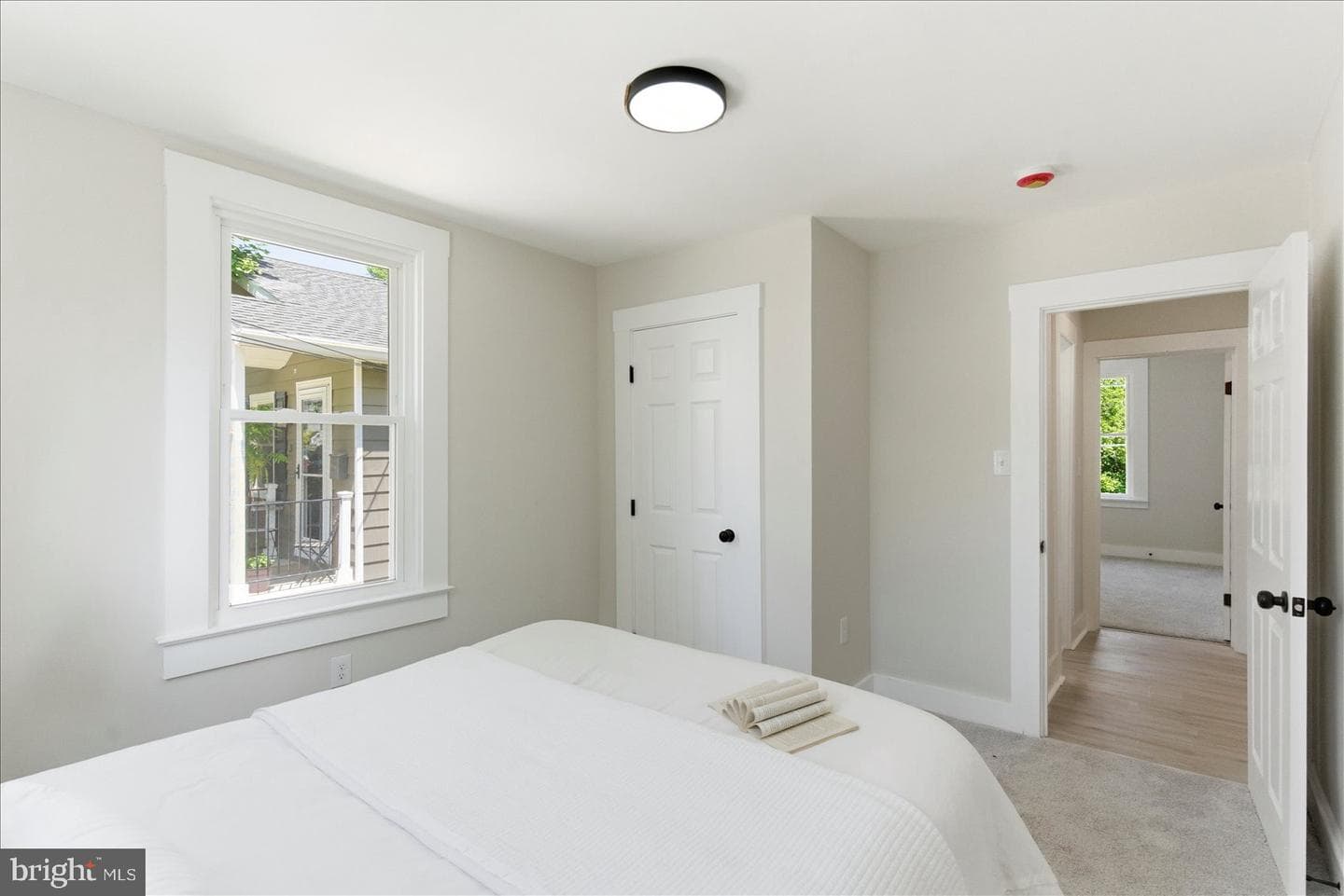 1 Glenwood Avenue photo 20